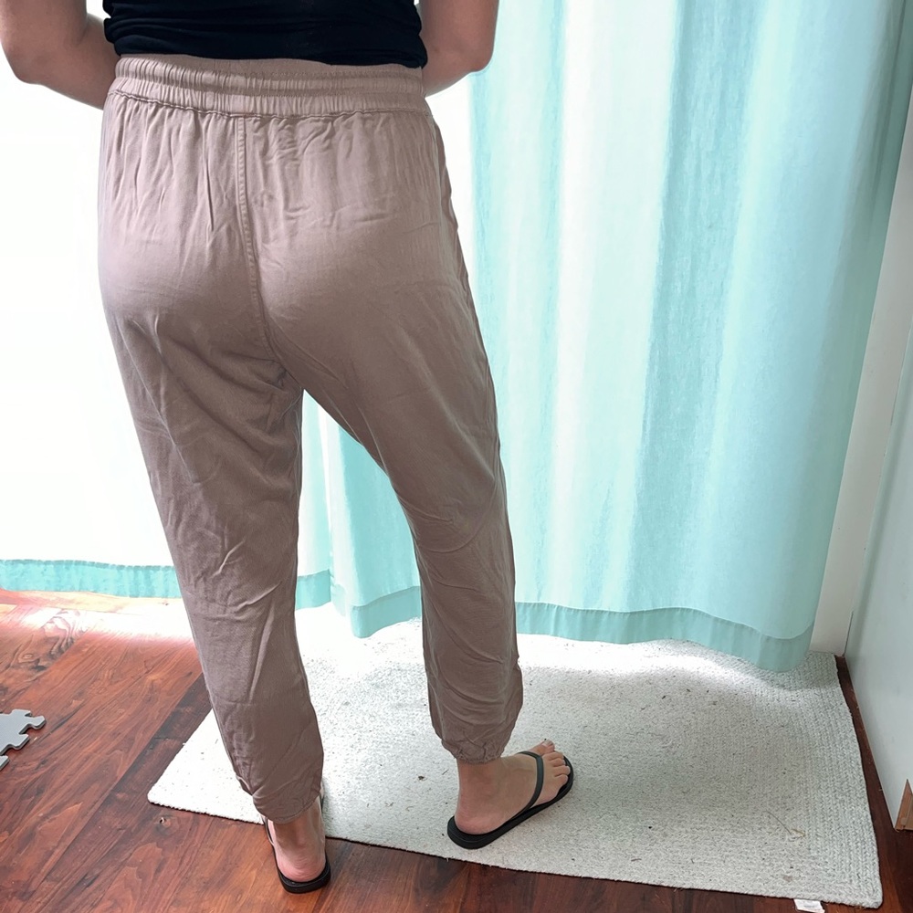 Joggers - Picture 2 of 2